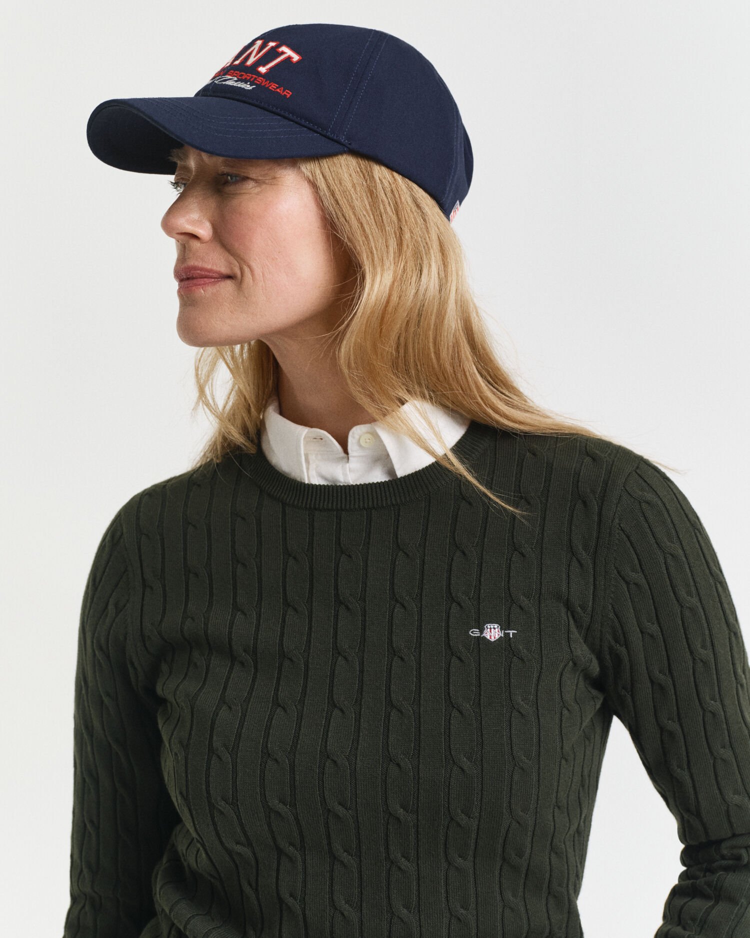 Crewneck sweater med kabelstrik