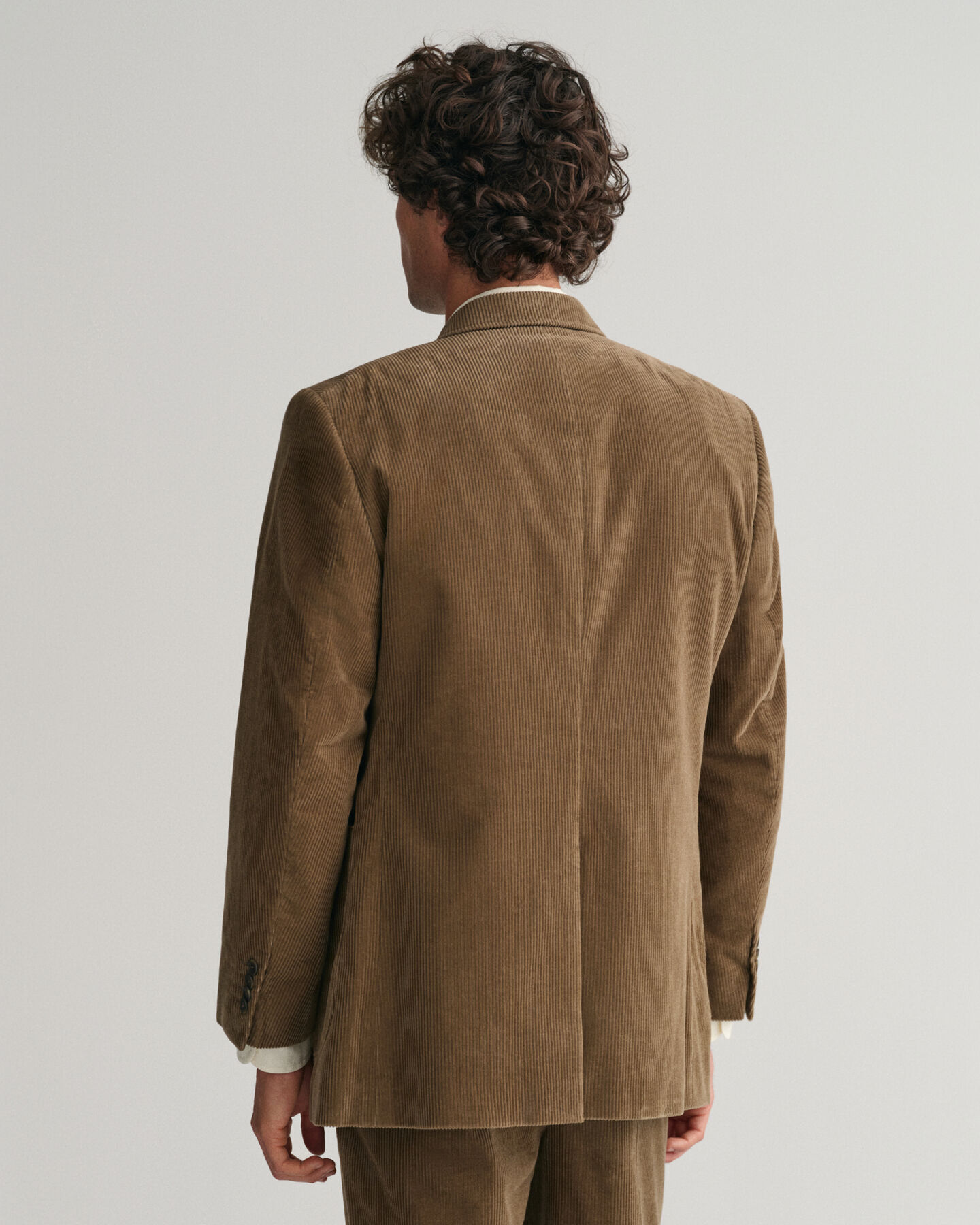 Dobbeltradet jakkes&aelig;t-blazer af jernbanefl&oslash;jl