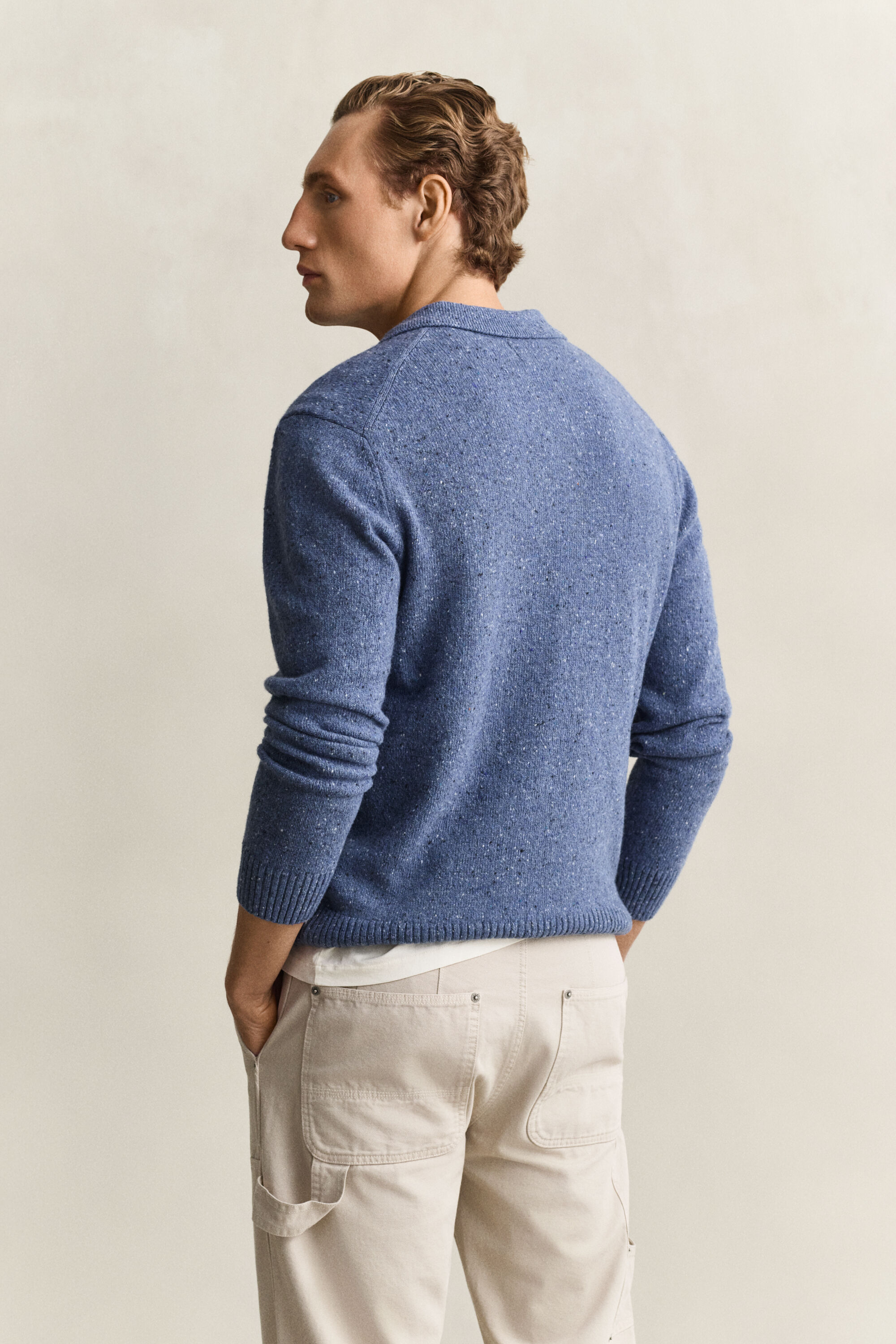 Polosweater i uldblanding med nister
