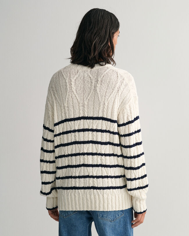 Stribet crewneck sweater med kabelstrik