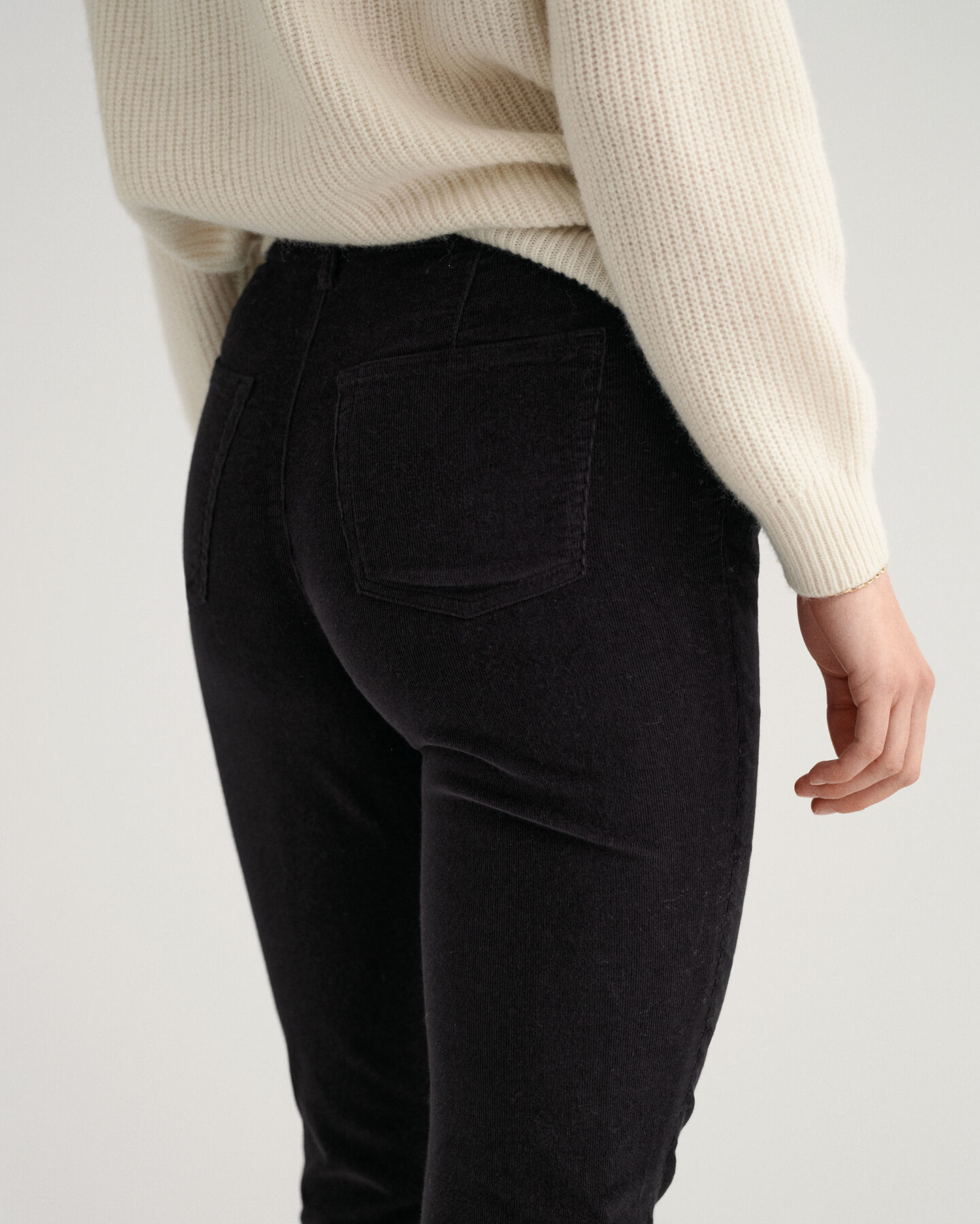 Farla Slim fit korte jeans i jernbanefl&oslash;jl