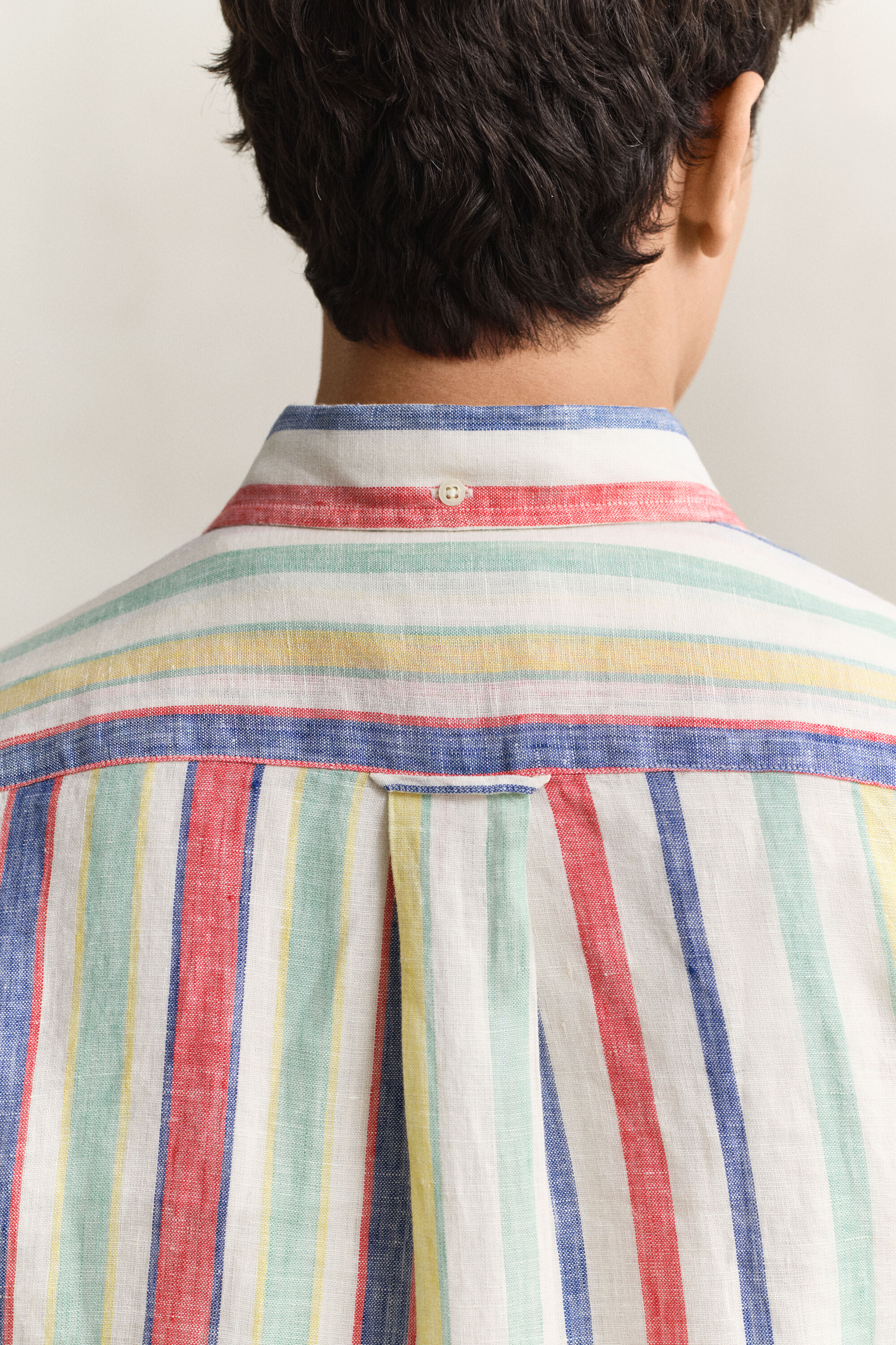 Flerstribet hørskjorte