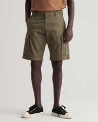 Relaxed fit cargoshorts af twill