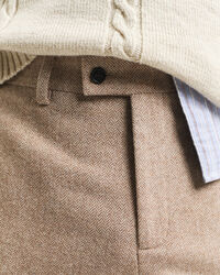 Slim fit sildebensm&oslash;nstrede jakkes&aelig;t-bukser