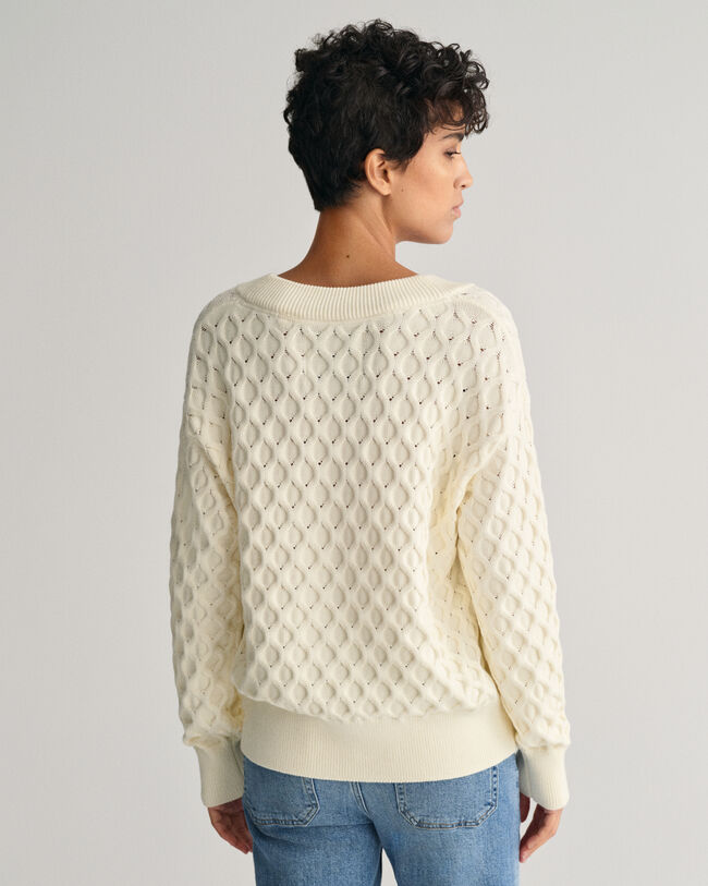 Tekstureret strikket sweater med V-hals