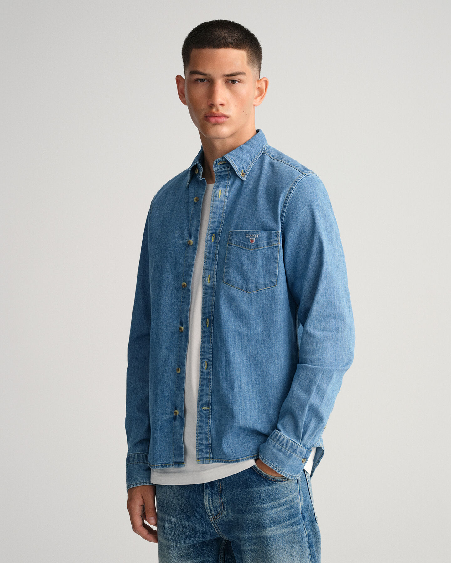 Slim fit denim-skjorte