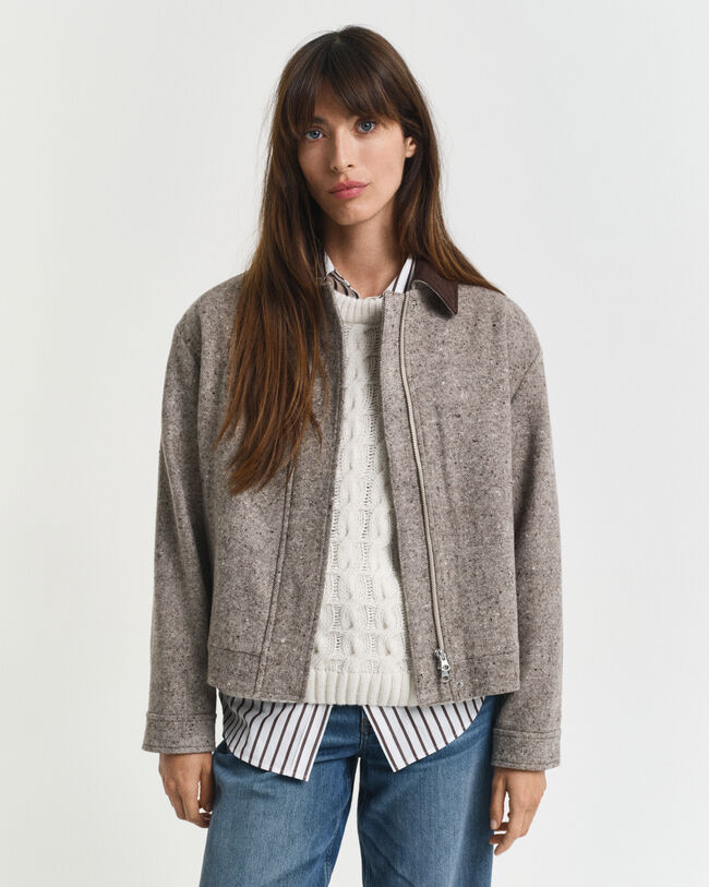 Uldjakke med kontrastfarvet krave