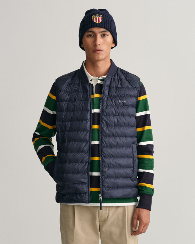 Banner Shield beanie