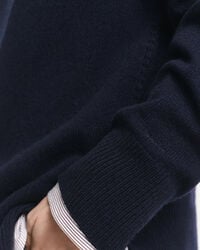 Sweater med crewneck i en blød uld- og kashmirblanding