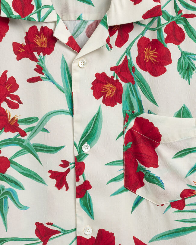 Relaxed fit Pure Prep Floral lyocell skjorte med korte &aelig;rmer