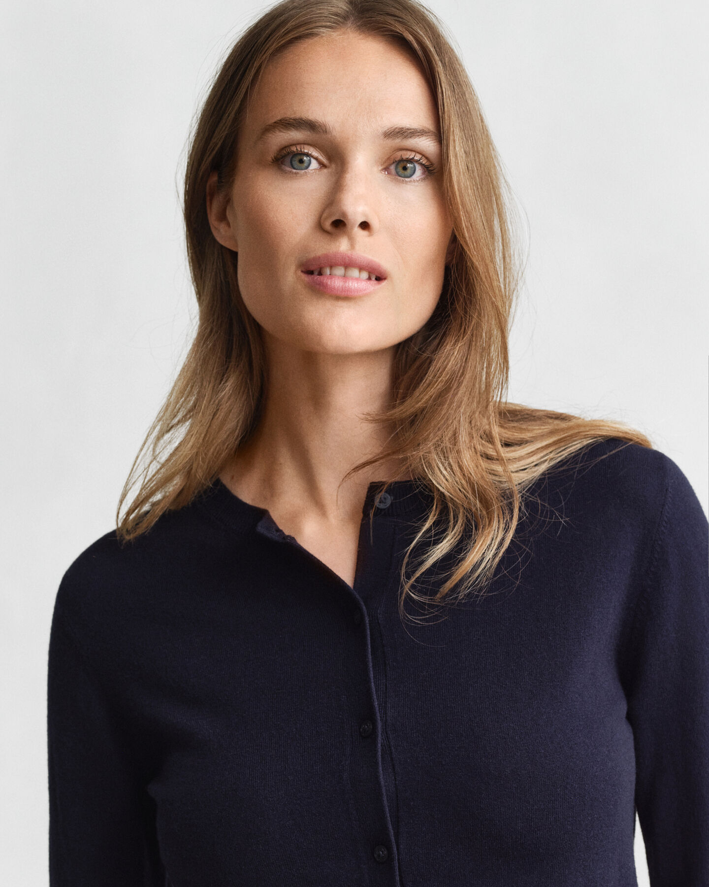 Let crewneck cardigan