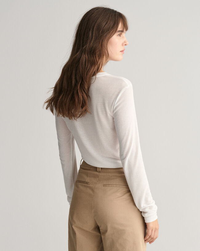 Let T-shirt med lange ærmer