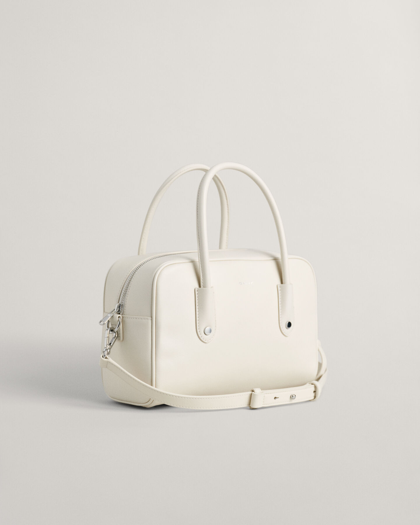 Iconic mellemstor l&aelig;dertaske