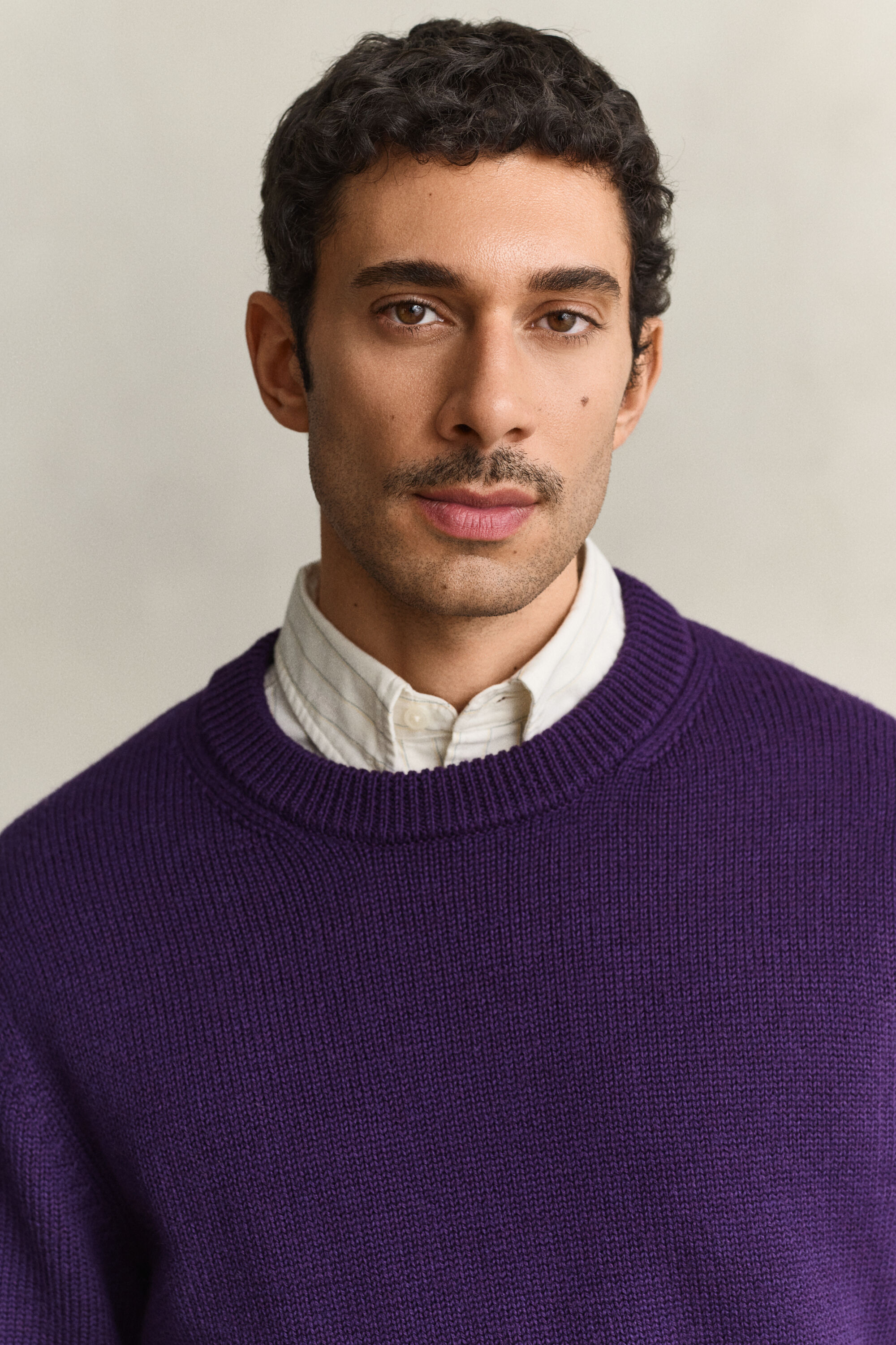Stribet sweater i merinould