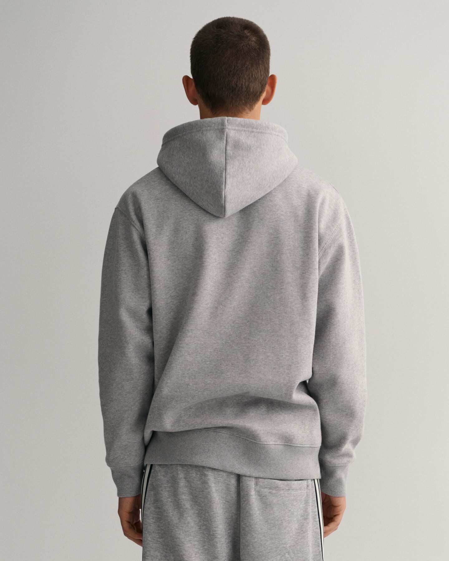 Retro Crest h&aelig;ttetr&oslash;je