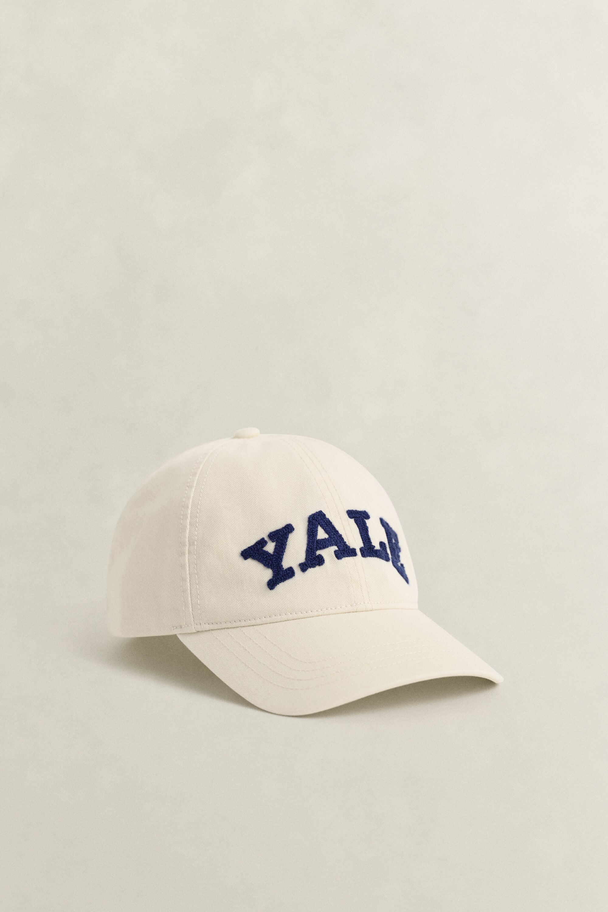 Gant x Yale cap i vasket bomuldstwill