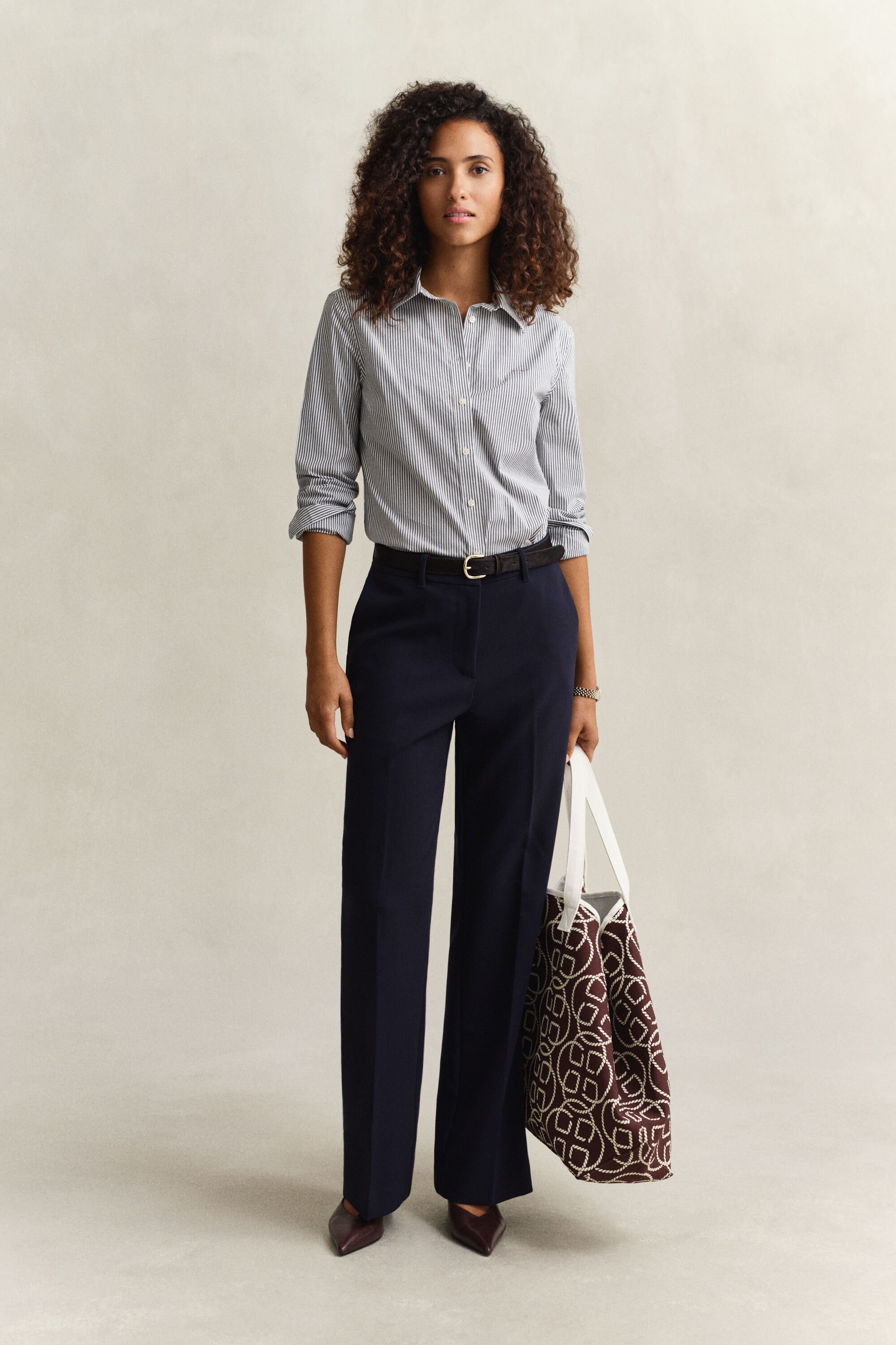 Slim fit poplin skjorte med striber