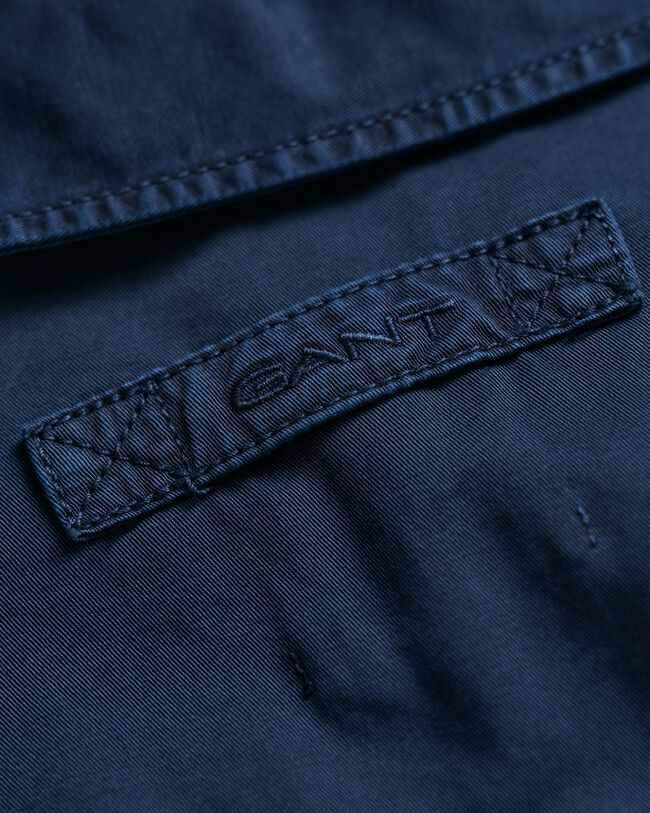 Crewneck sweater af bomuld med kabelstrik