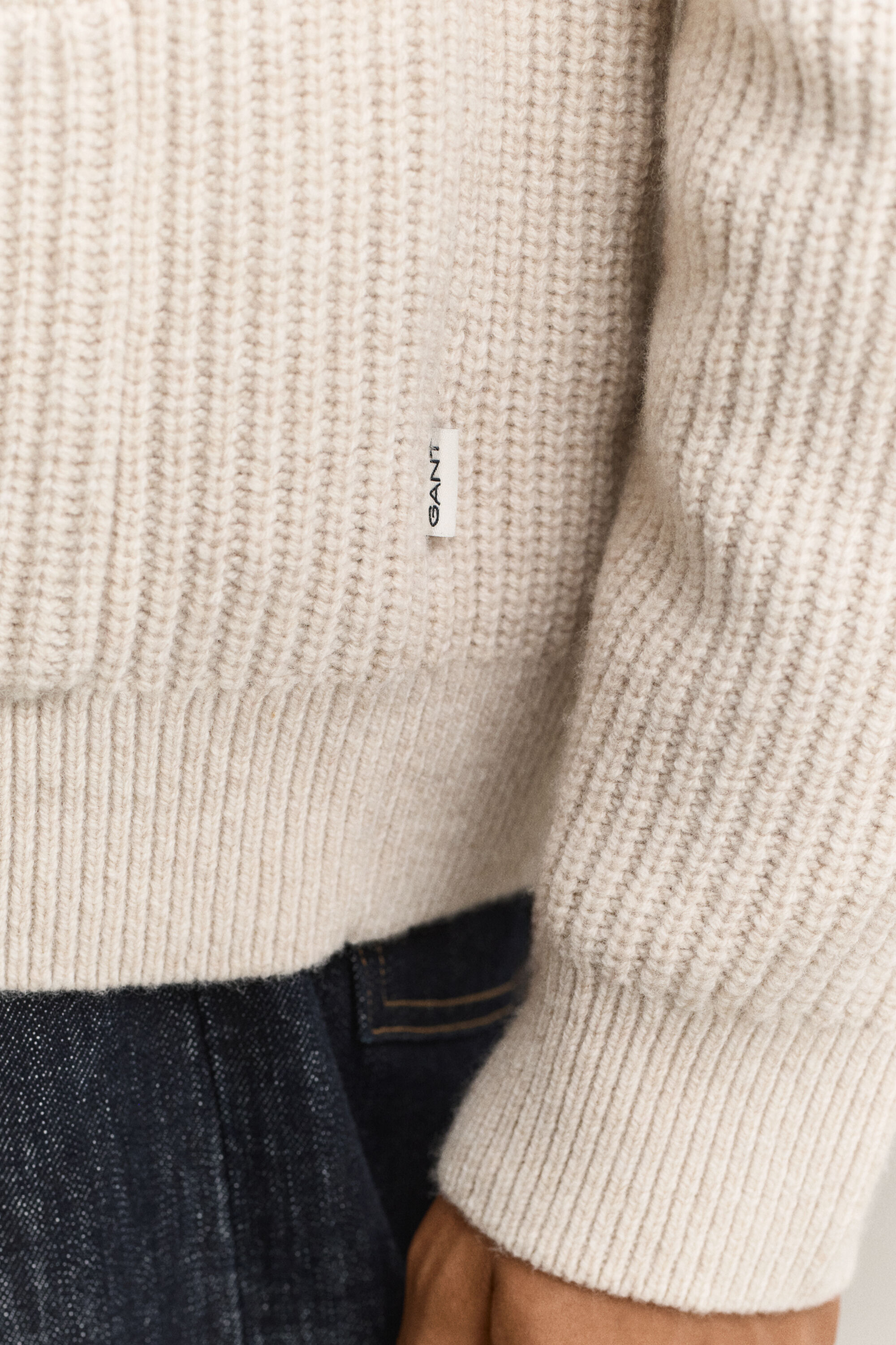 Ribstrikket cardigan i uldblanding