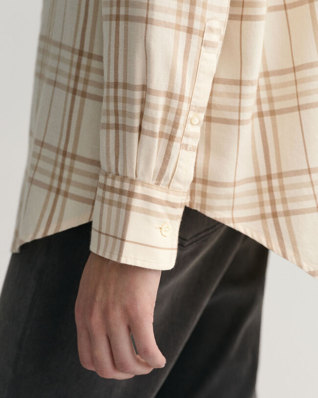 Relaxed fit ternet flannelskjorte