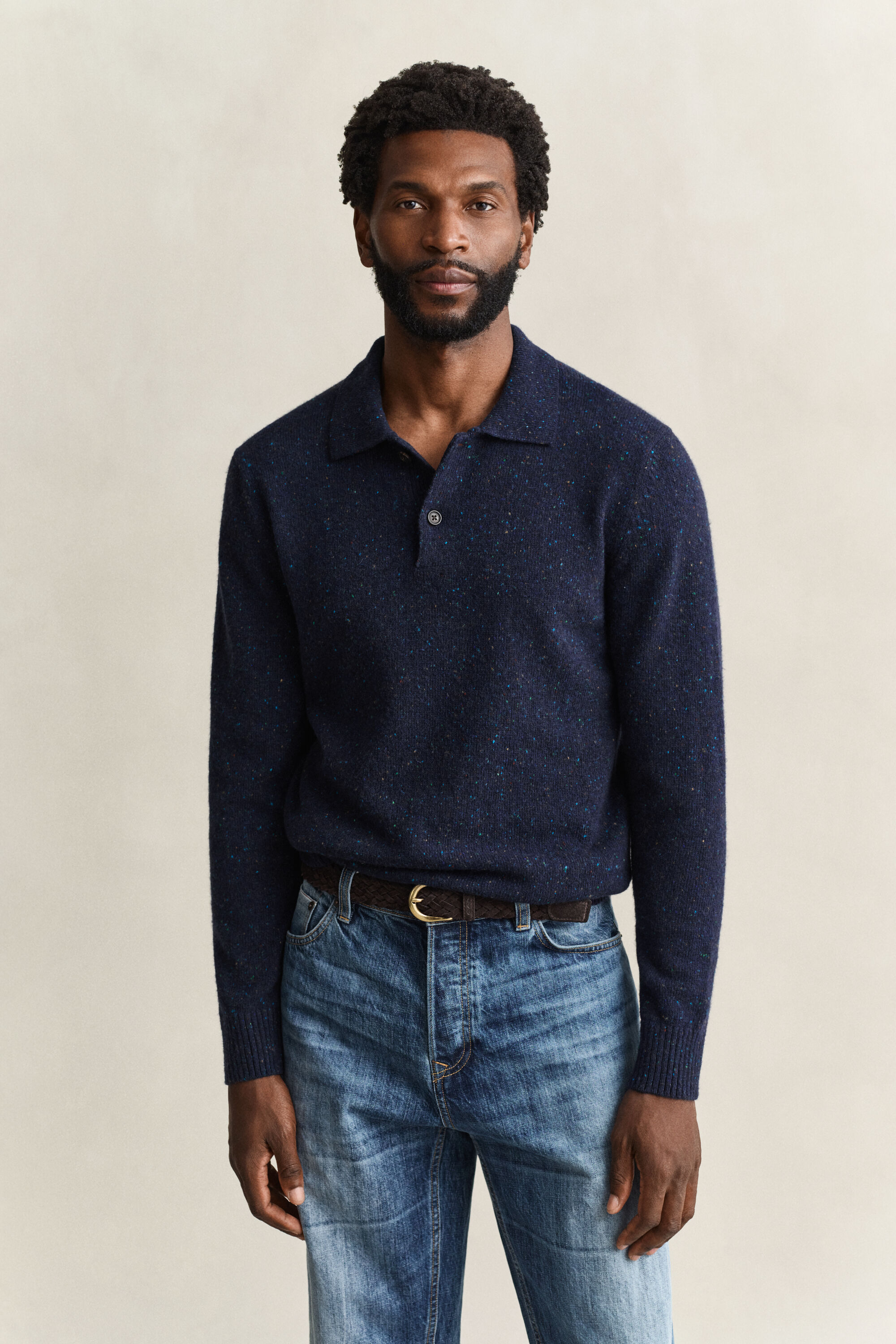 Polosweater i uldblanding med nister