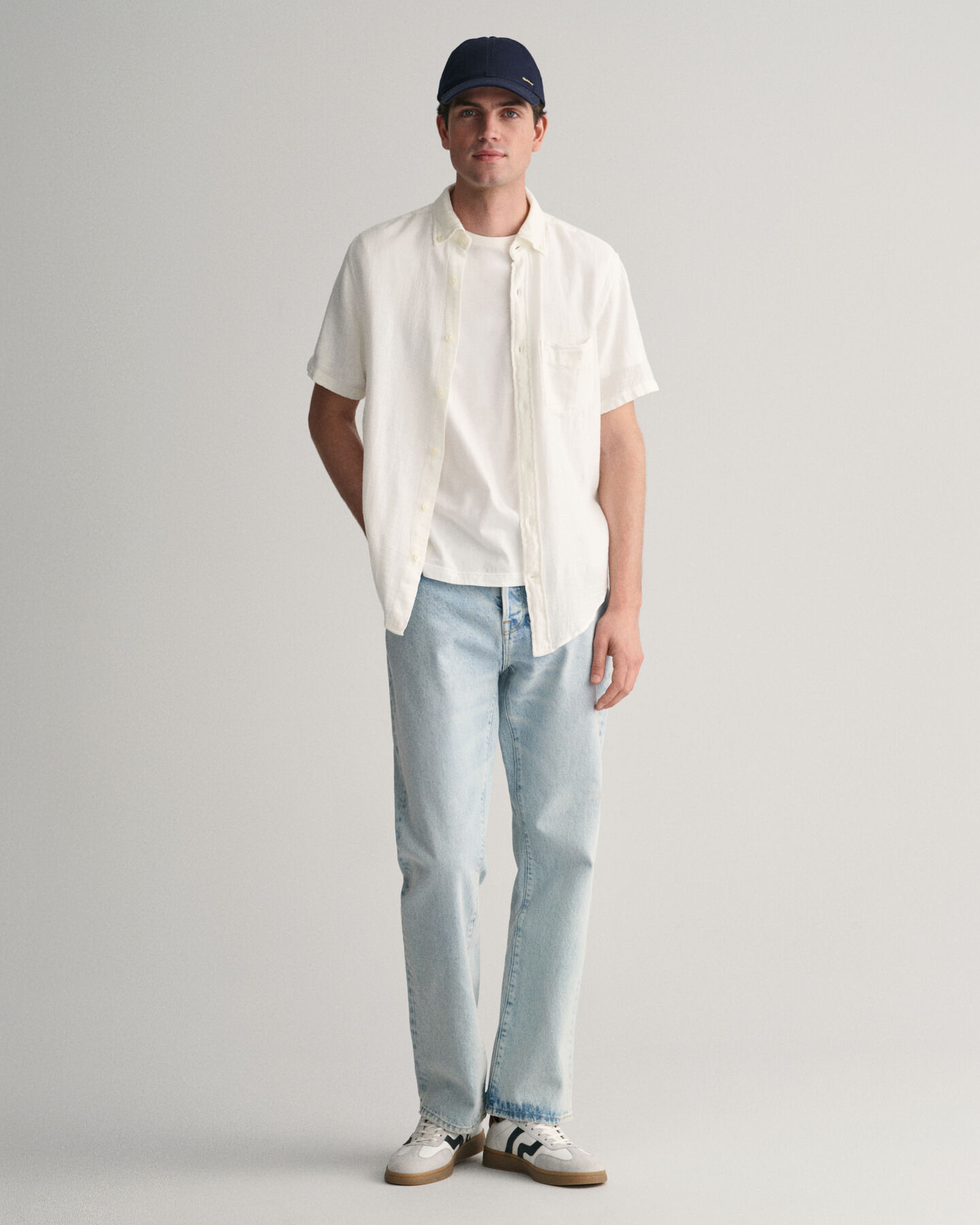 Regular fit Textured skjorte af bomuld og h&oslash;r med korte &aelig;rmer