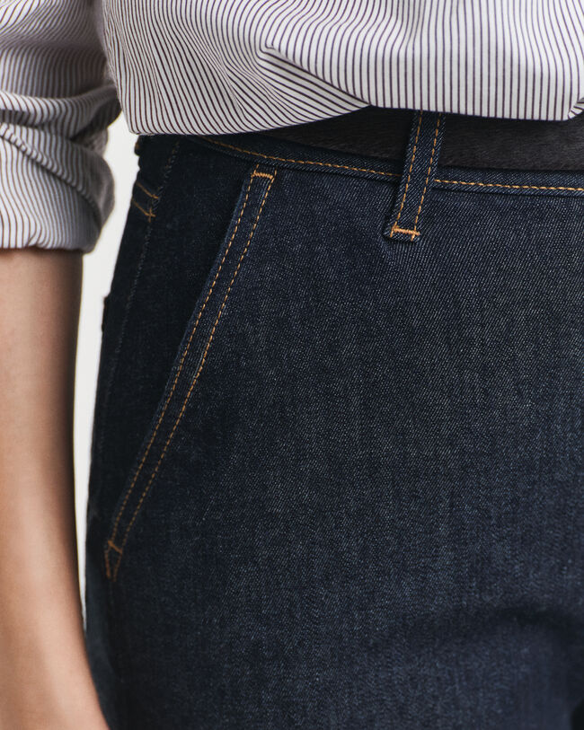 Brede skræddersyede jeans med svaj