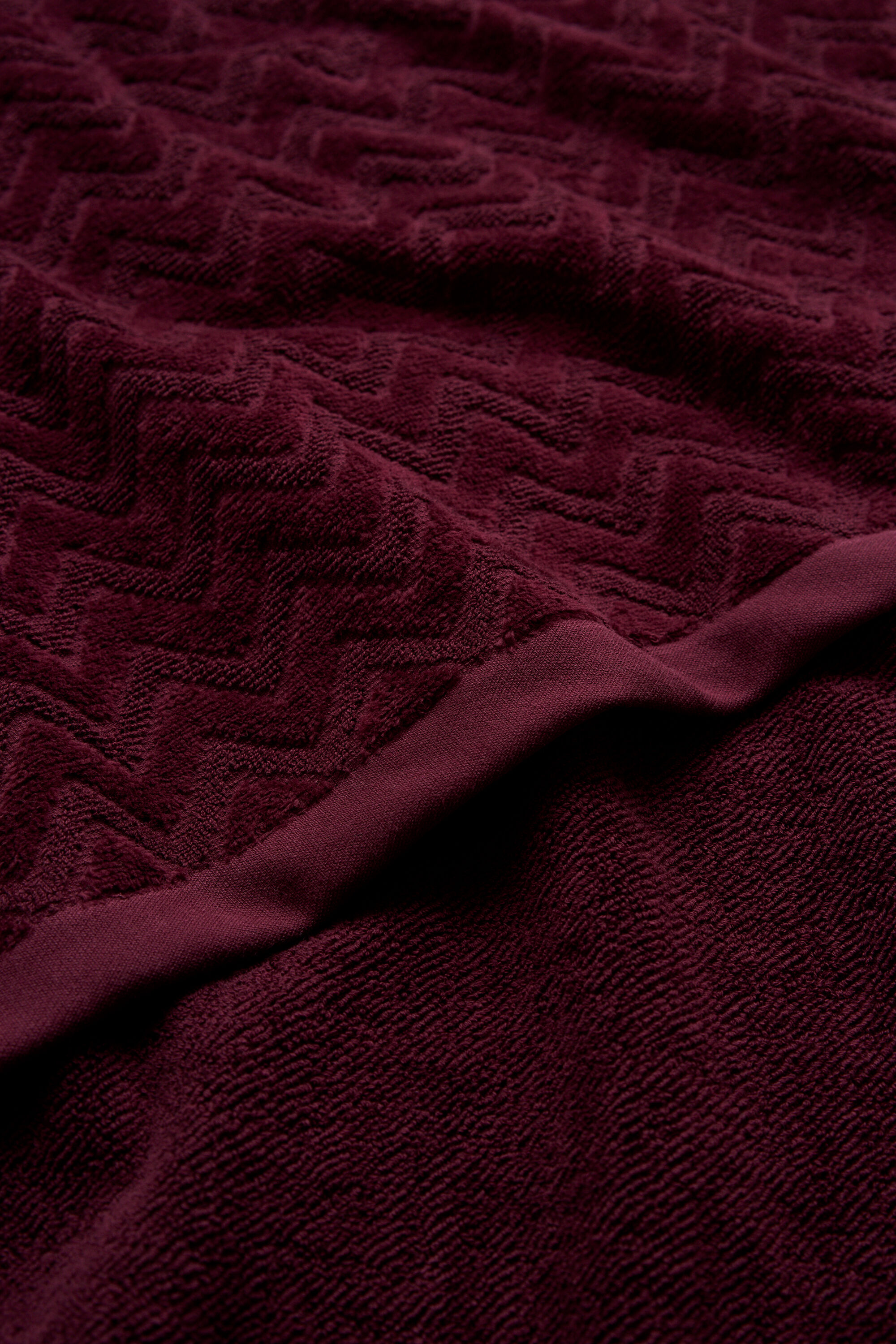 Jacquard sildebensmønstret håndklæde 70X140