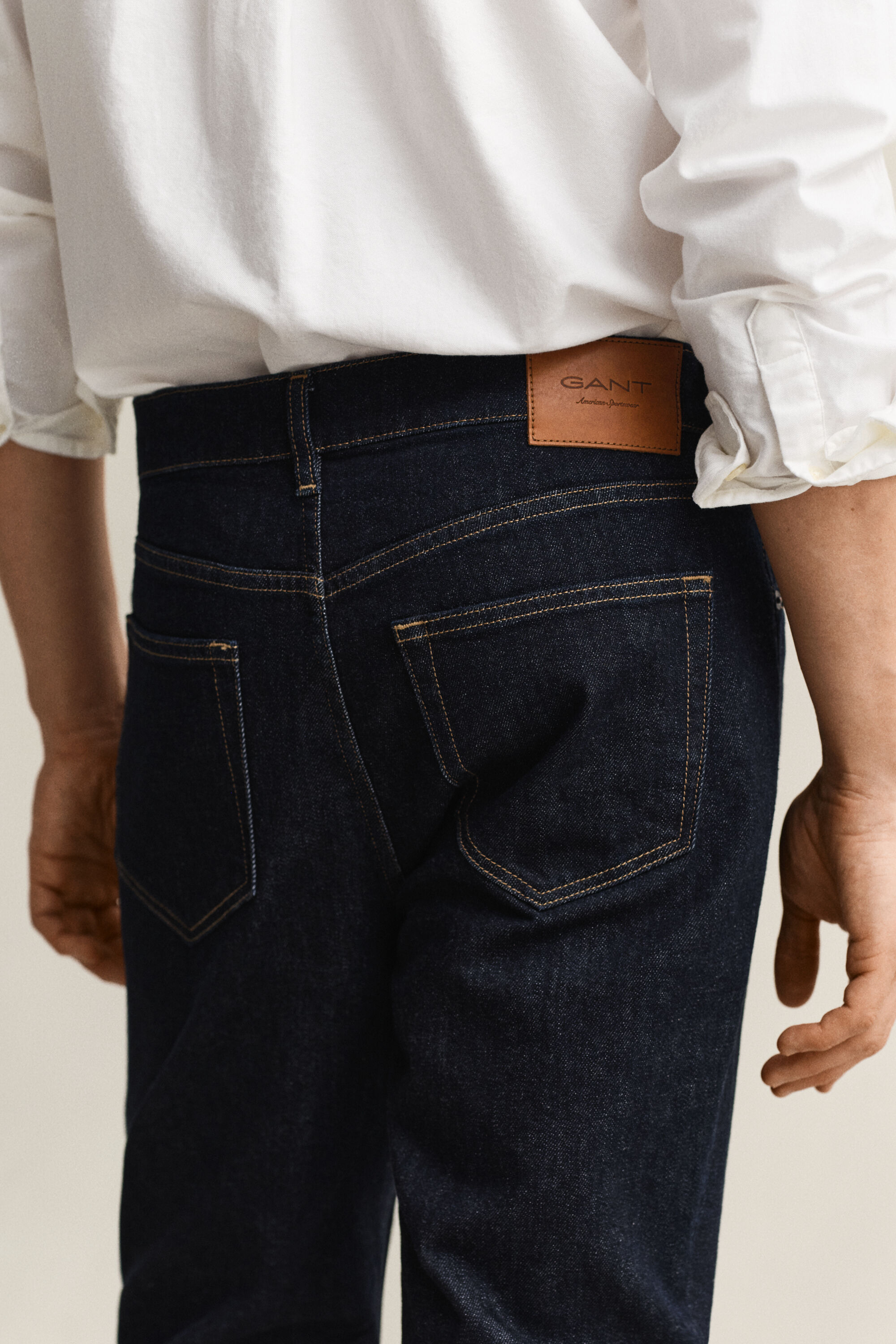 Slim fit jeans i let vask