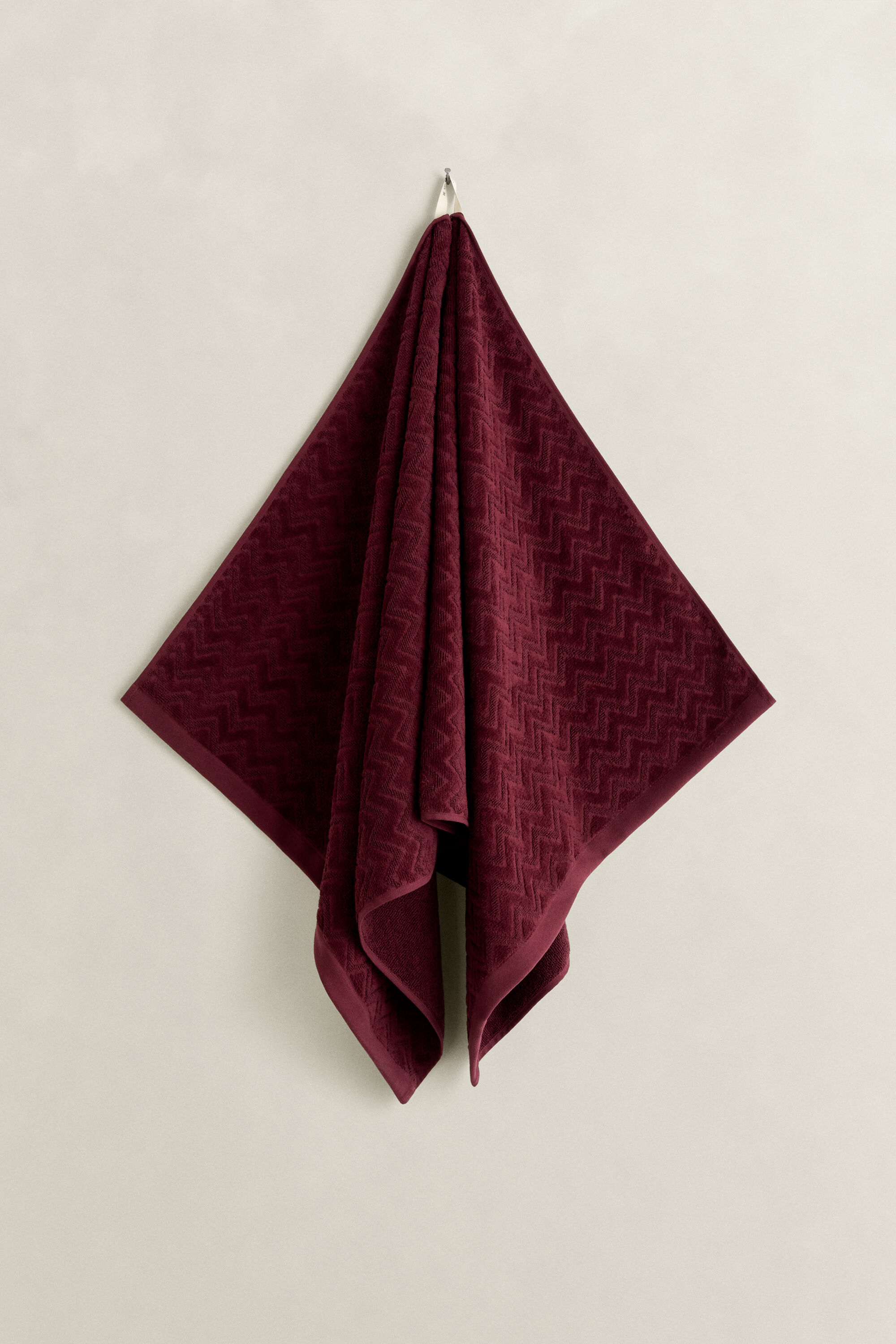Jacquard sildebensmønstret håndklæde 70X140