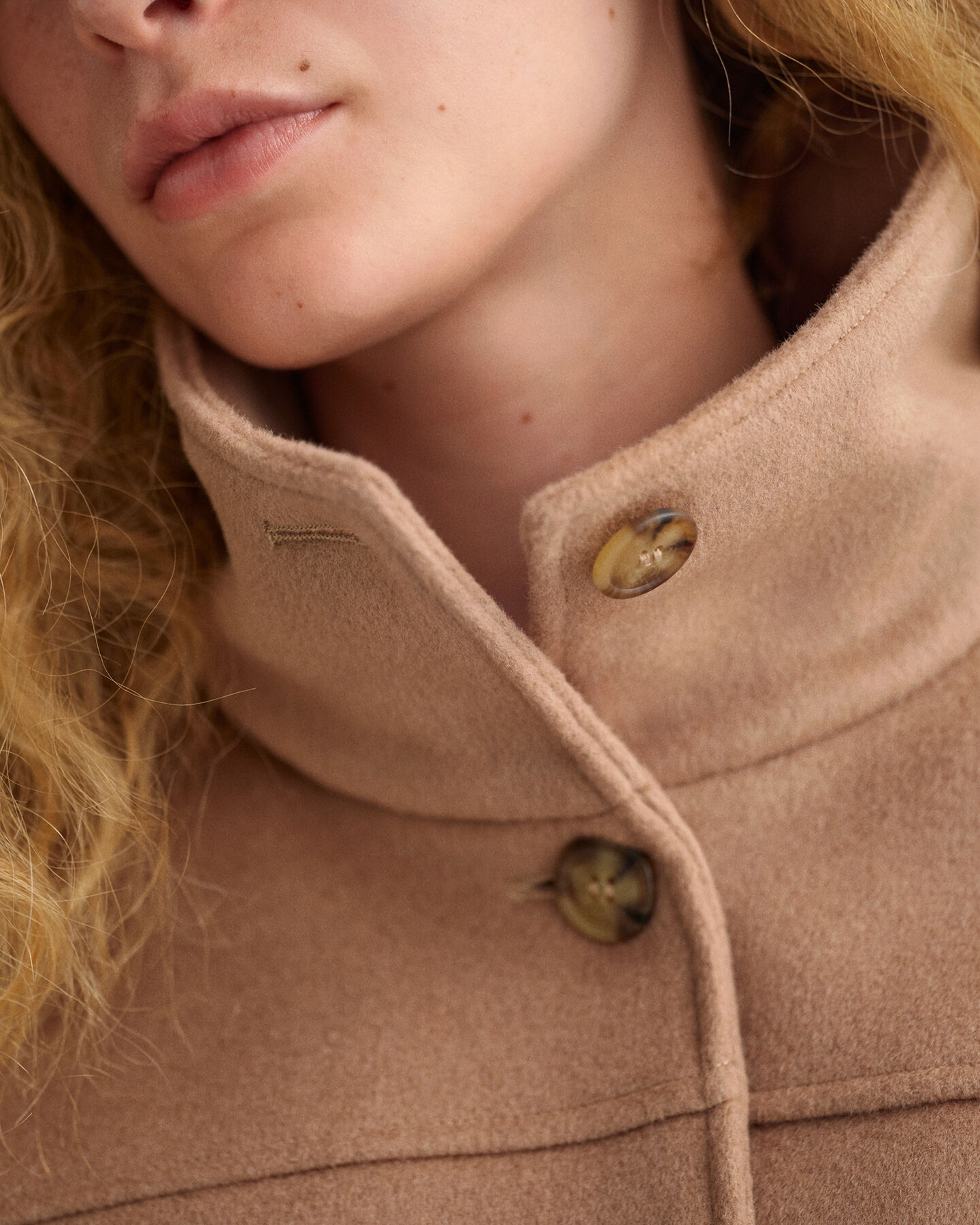 Kort jakke af uldblanding