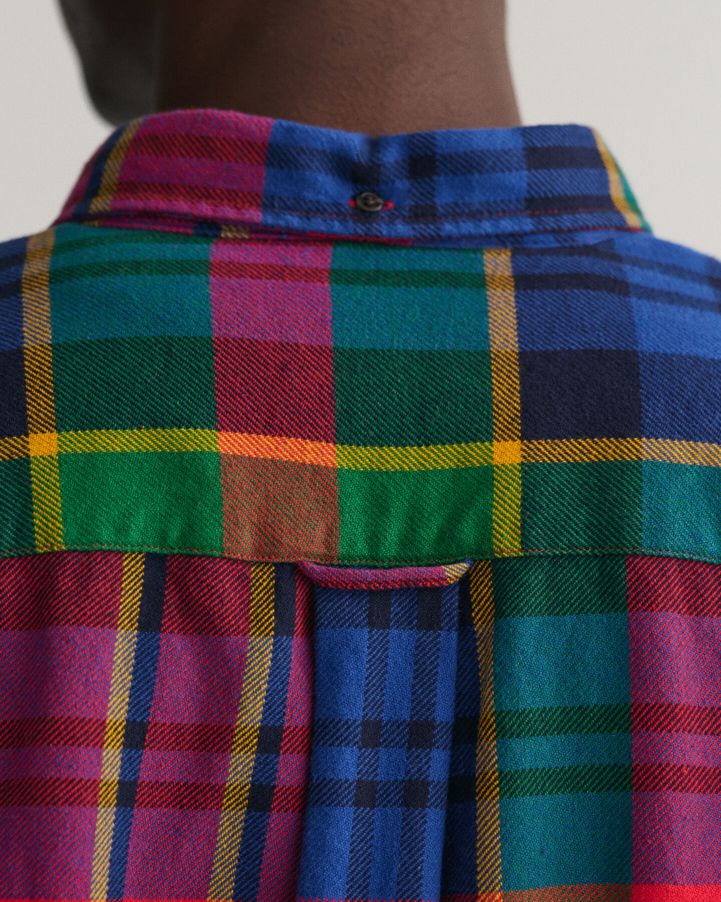 Relaxed fit ternet twillskjorte