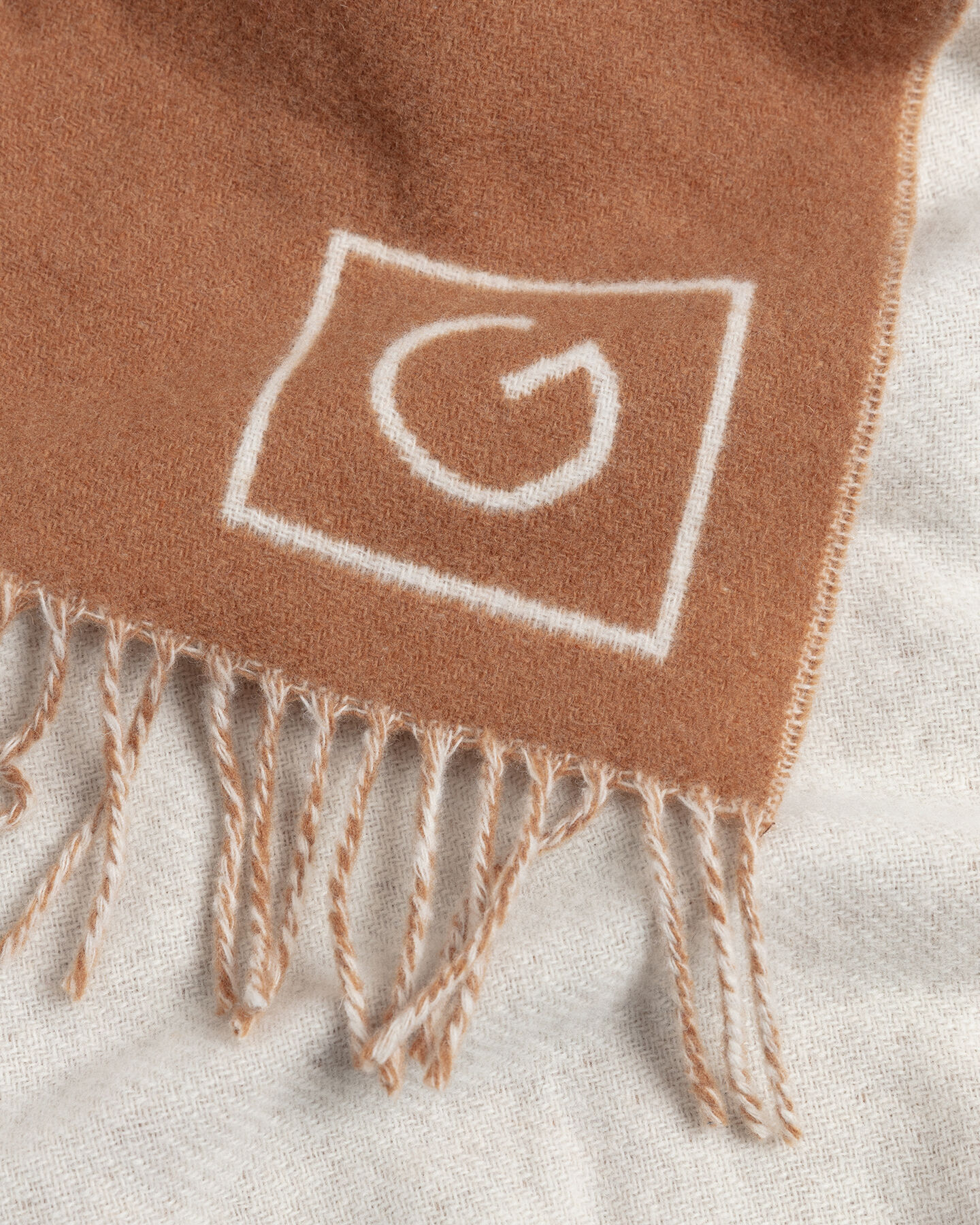 Dobbeltsidet uldhalstørklæde