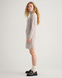 Flerfarvet kjole med rullekrave