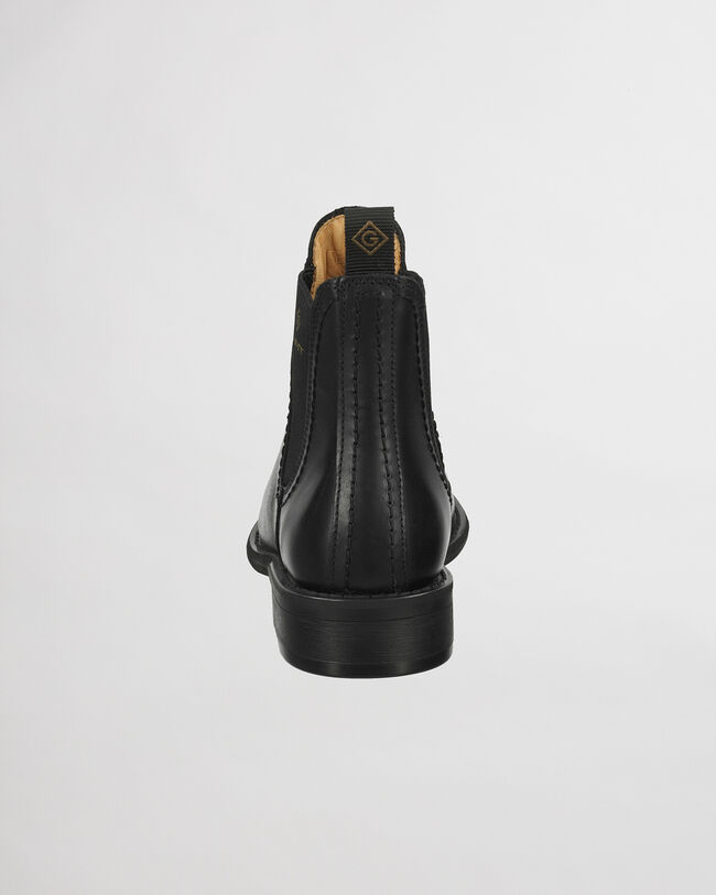 Ainsley Chelsea-st&oslash;vler