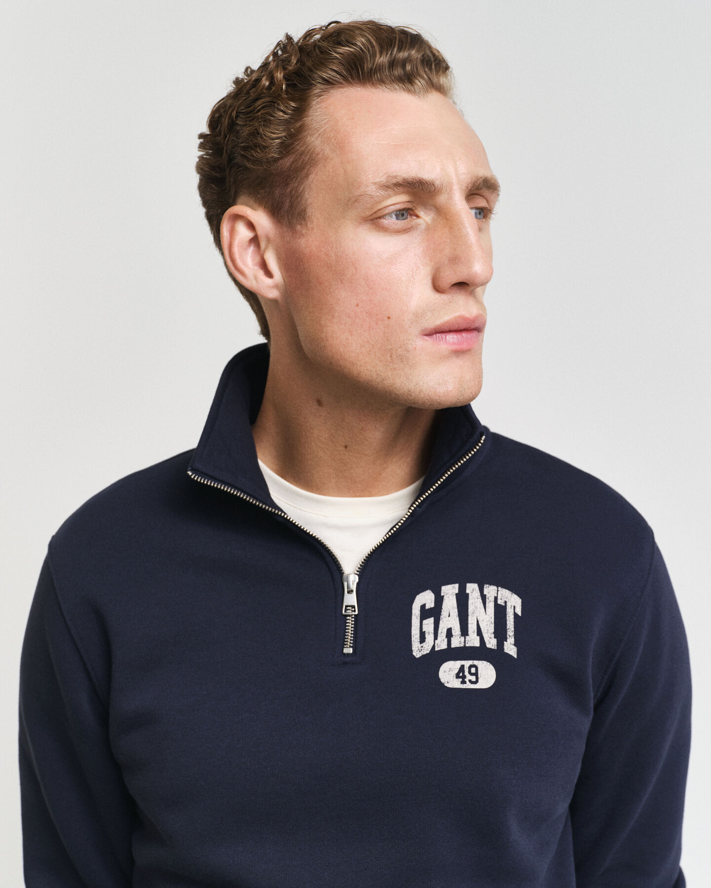 GANT 49 Arch Graphic sweatshirt med halv lynlås