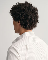 Slim fit formel skjorte med nålestriber