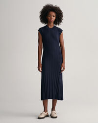 Ribstrikket &aelig;rmel&oslash;s kjole med crewneck