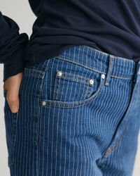 Stribede korte jeans med lige ben