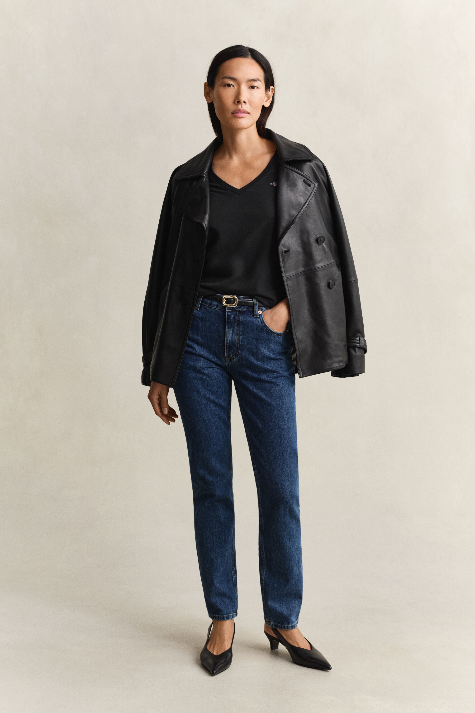 Shield T-shirt med V-hals