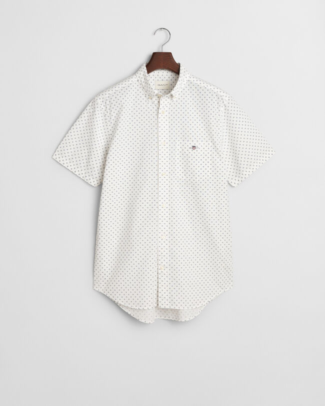 Regular fit skjorte med mikrotryk og korte &aelig;rmer