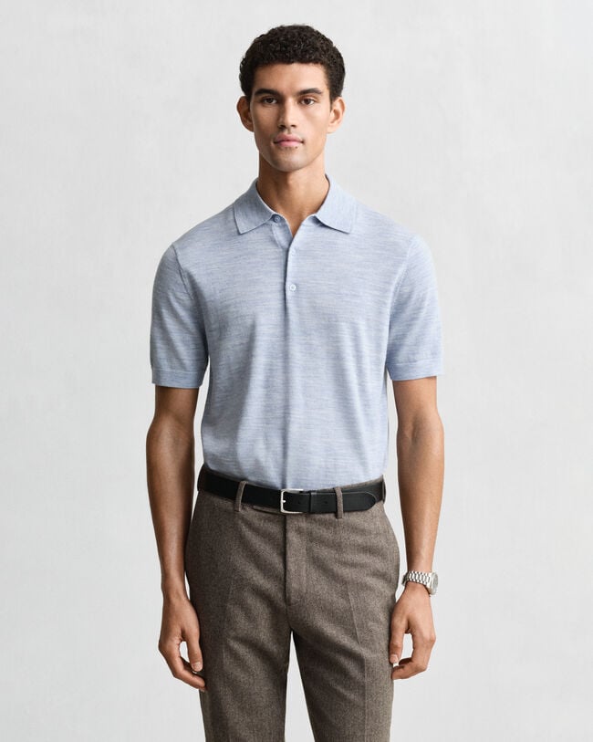 Kort&aelig;rmet polosweater af ekstra fin merinould