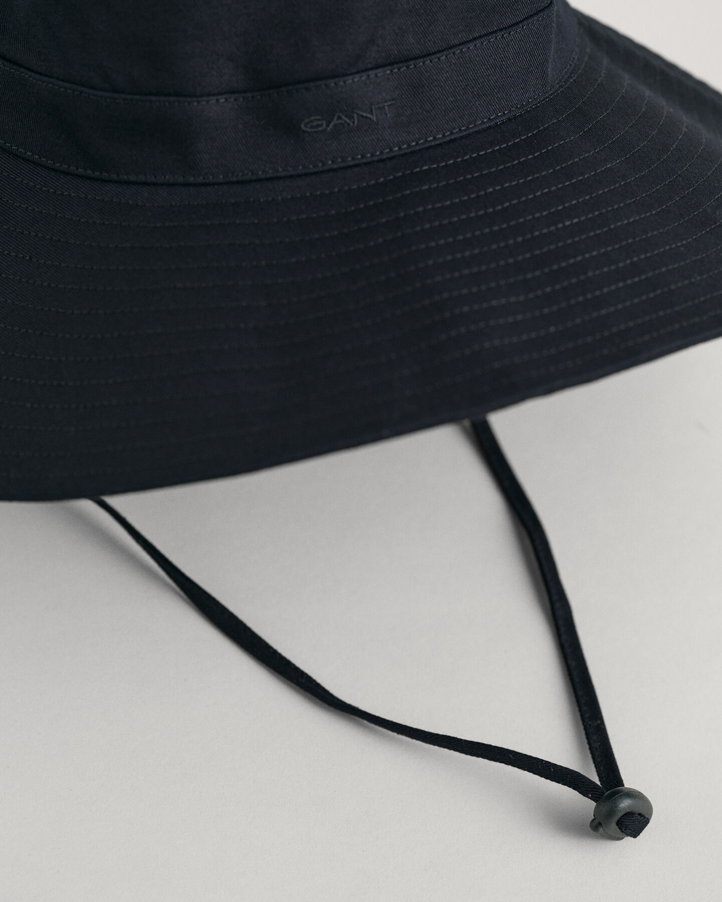 Solhat af bomuldstwill