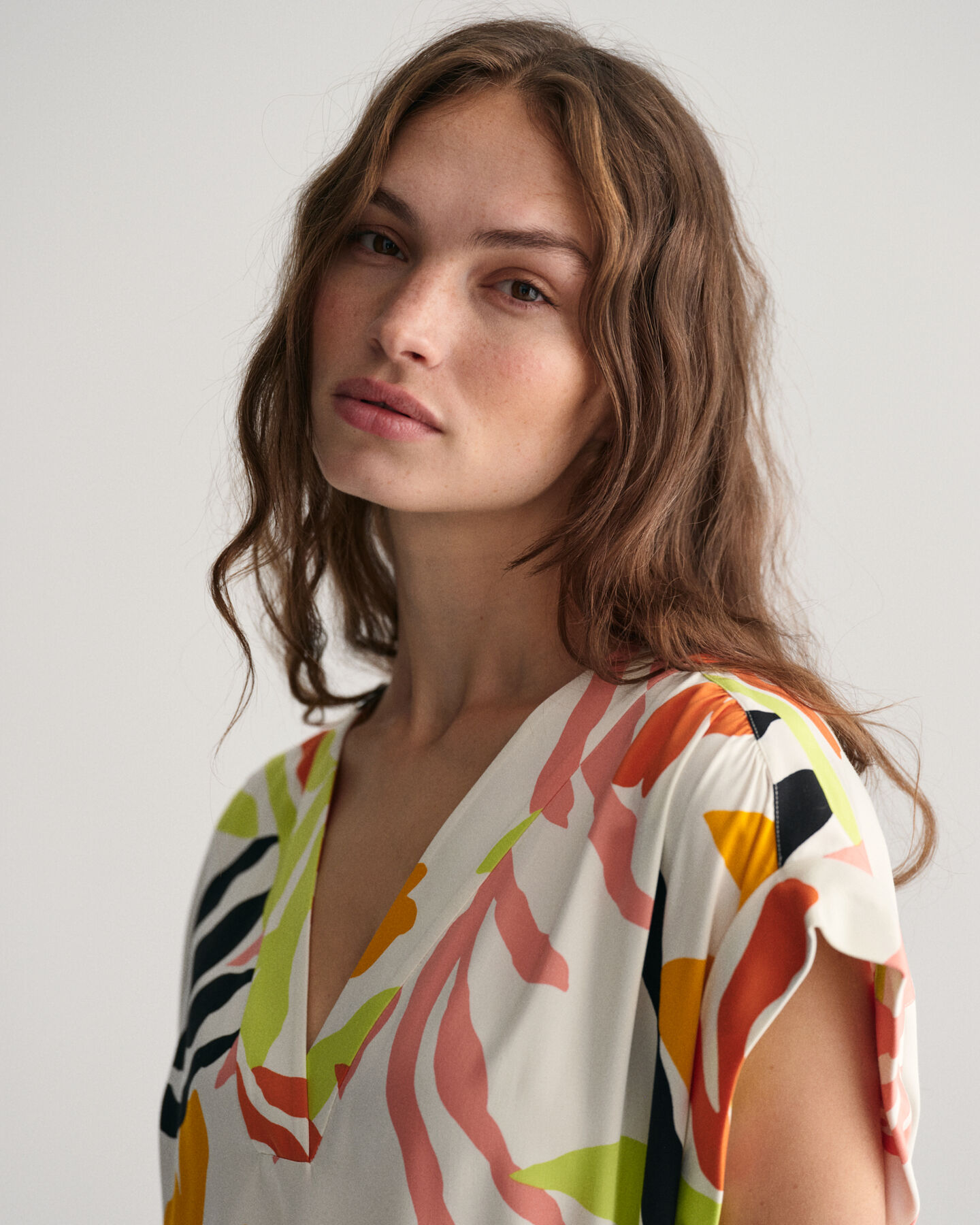 Palm Print kjole med korte &aelig;rmer