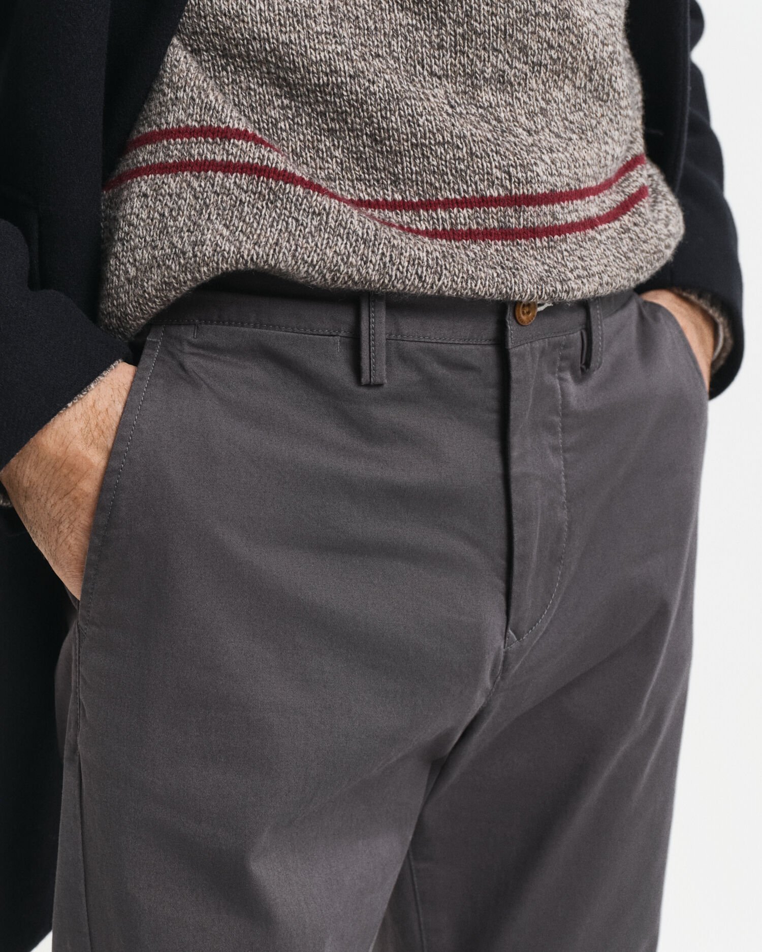 Regular fit chinobukser af twill