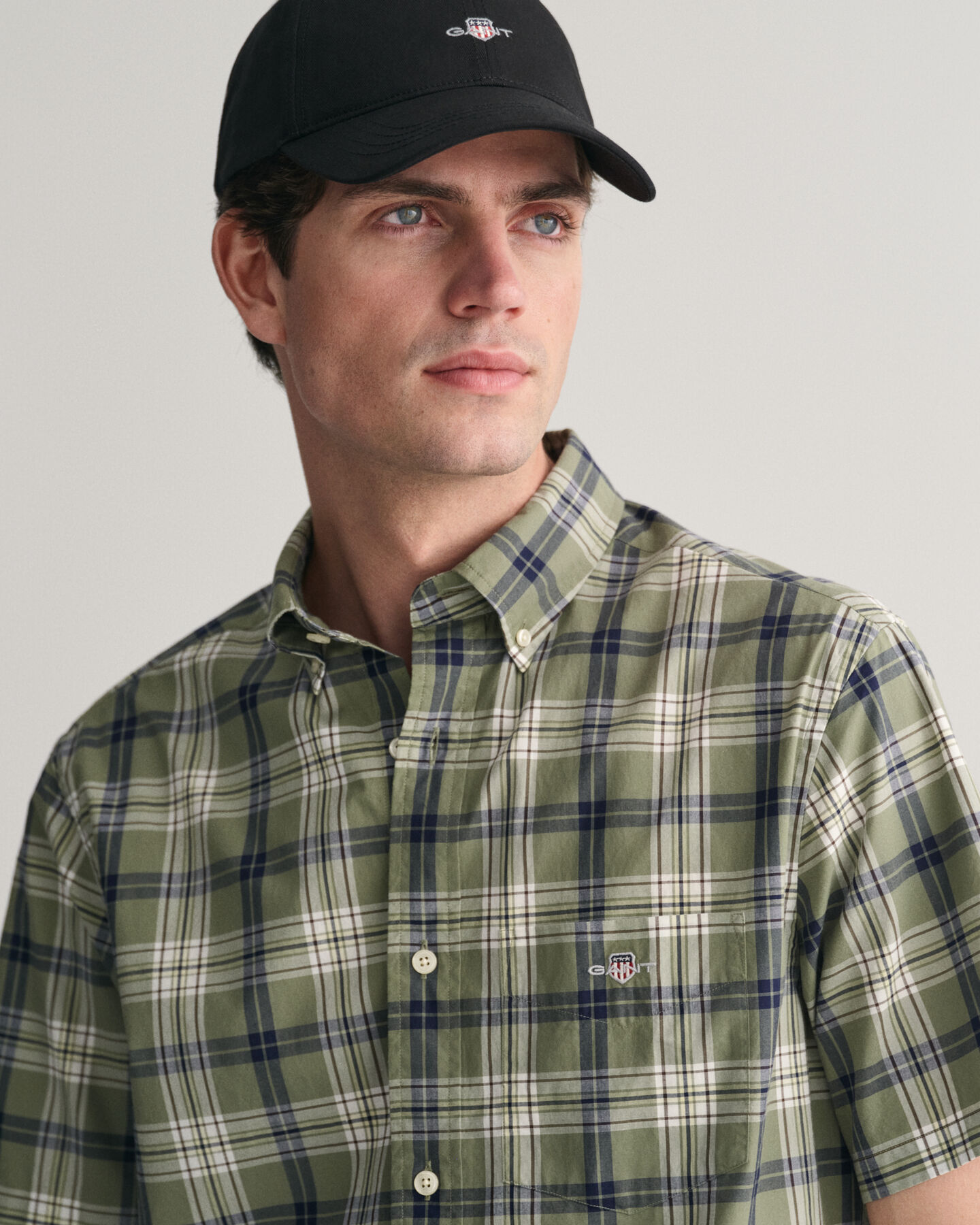 Regular fit poplin-skjorte med tern og korte &aelig;rmer