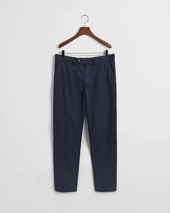 Regular fit tilspidsede chinobukser i lærred