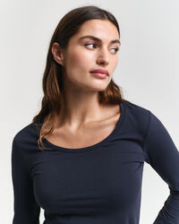 Langærmet top med rund halsudskæring