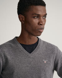 Sweater med V-hals af ekstra fin lammeuld