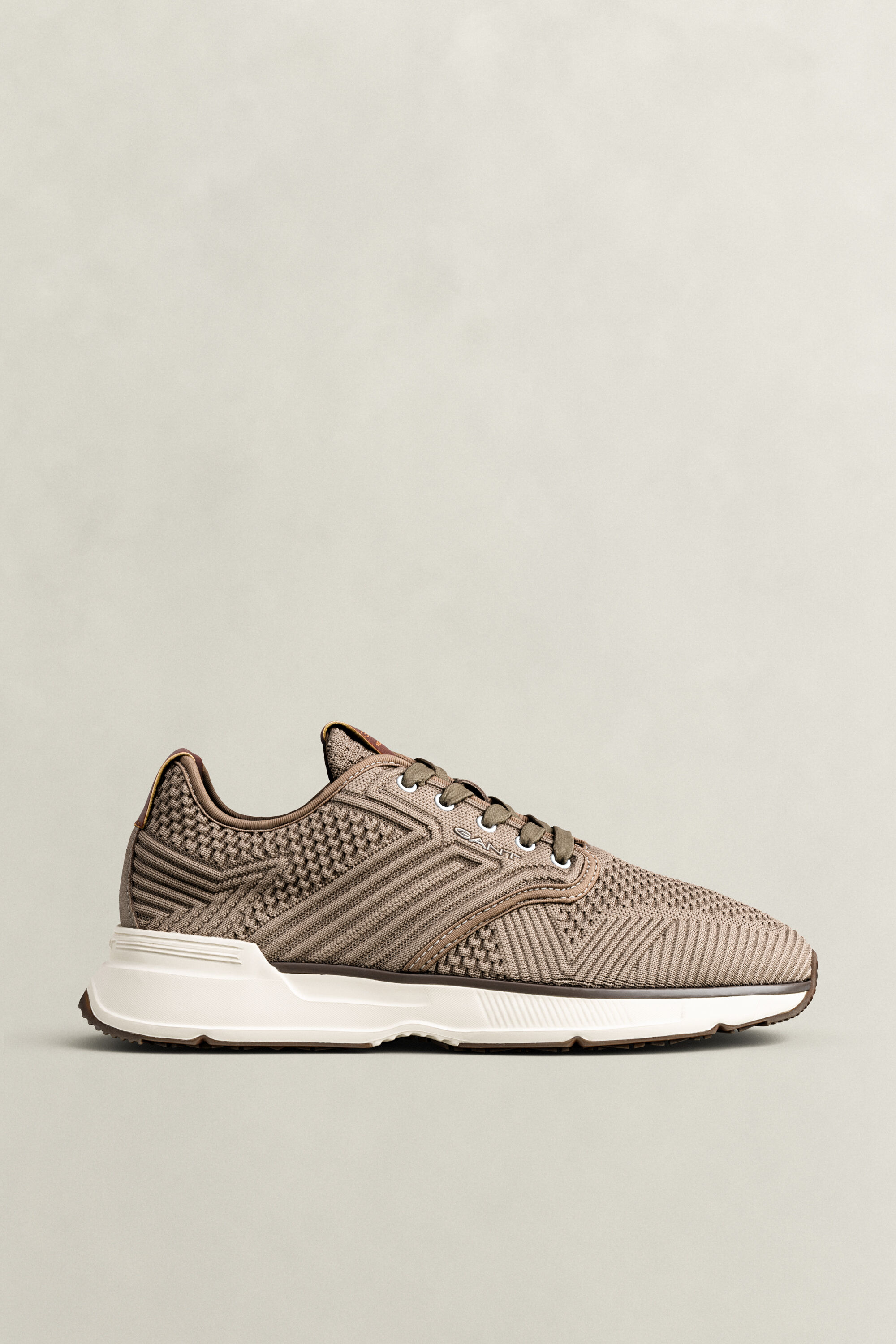 Beeker strikkede sneakers i mesh